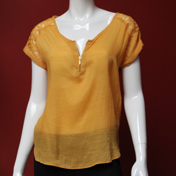 Harve Benard Yellow Lace Blouse - Picture 1 of 10